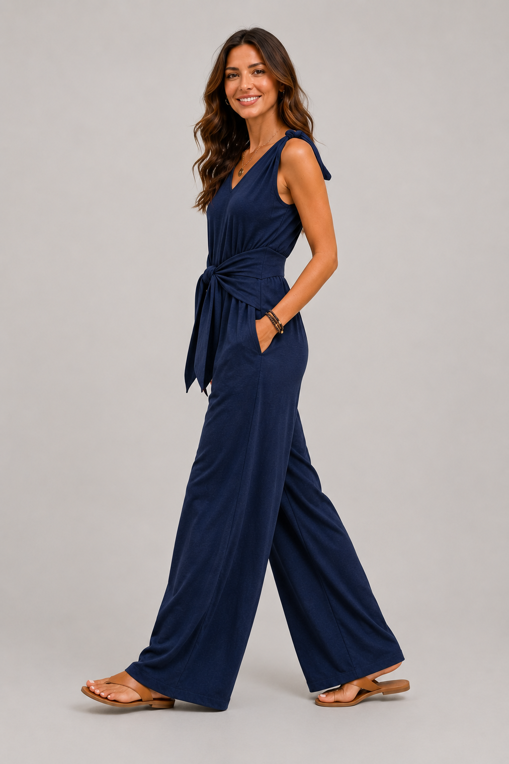 Julies Jumpsuit | V-neck & Wide-leg